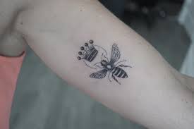 Queen Bee Tattoo Tattoo Ideas And Inspiration Queen Bee Tattoo Tattoos Bee Tattoo