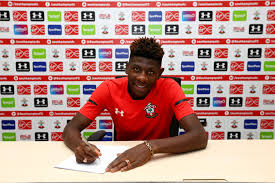 Transferts, salaire, palmares, statistiques en club et en sélection nationale. Saints Capture Swiss Starlet Southampton Fc