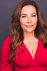 Amanda Mcnellis's Instagram, Twitter & Facebook