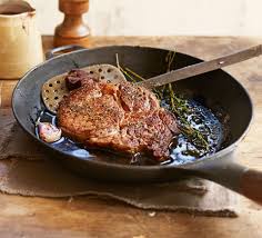 Carefully add the steak allowing to cook until a crust forms on the bottom, about 2 minutes. The Best Cast Iron Skillets 2020 Top Pans Reviewed Bbc Good Food