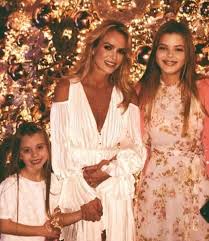 Amanda holden gathered three generations of her family for a rare photo, starring her lookalike daughters and her own mum. Amanda Holden Defends Sharing Pictures Of Her Lookalike Daughters On Social Media Mirror Online