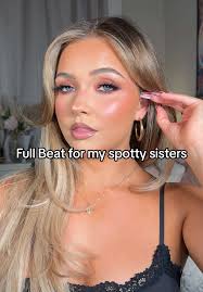 Chloe Roberts Eyebrows