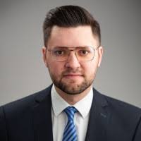 100+ perfiles de «Sterzik»