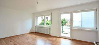 Sie sind auf wohnungssuche und möchten eine wohnung in lahr (hunsrück) mieten? Helle Wohnung Mieten In Lahr Mitten In Der Stadt Mit Sudbalkon Immobilienmakler In Freiburg Immobilienagentur Freiburg