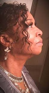 Melinda Leach's Instagram, Twitter & Facebook