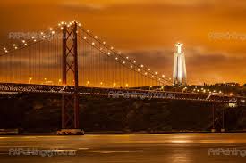 Se alza sobre el estuario del río tajo, en el área metropolitana de lisboa (portugal). Fotomurales Posters Puente 25 De Abril Lisboa Mcc1144es