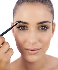 In the world of diy beauty treatments, eyebrow waxing is not necessarily the easiest to master. How To Wax Your Eyebrows At Home Diy Eyebrow Waxing