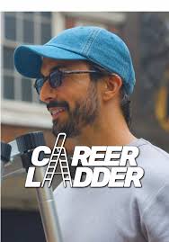 Anyone chasing their dreams? #jobs #9to5 #careertok #burnout #corporat...