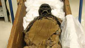 600 Jahre Alte Mumie Rosalinde Aus Dem Moor Bayern Sz De