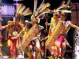 45 Tarian Adat Kalimantan Barat Yang Spesial