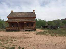 Near the old mining town of eureka are several ghost towns such as silver city and mammoth. 10 Famous Utah Ghost Towns And Where To Find Them