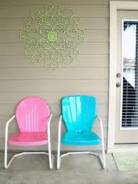 Want To Find Some Old Metal Chairs And Paint Them Bright Colors My Grandmother Had The Vintage Metal Chairs Vintage Patio Furniture Vintage Outdoor Furniture