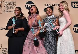 Filme as mães de chico xavier. Estrelas Alem Do Tempo Vence O Premio De Melhor Elenco No Sag Awards Istoe Independente