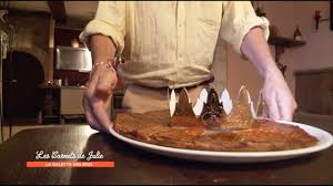 Recette Galette Franc Comtoise De Joel Les Carnets De Julie La Galette Des Rois Youtube En 2020 Les Carnets De Julie Galette Galette Des Rois