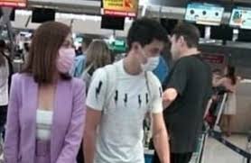 1 her father is british, and her mother is a filipina. Alden Richards Bea Alonzo Spotted In Thailand Together The Filipino Times