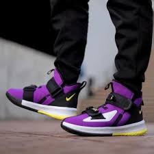 国内12月25日発売予定 ナイキ レブロン ソルジャー 12 sfg ep ボルテージ パープル ダイナミック イエロー ブラック ar4228 500 ナイキレブロン ナイキ ナイキダンク