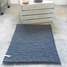 Textilo Blog Hakeln Stricken Mit Textilgarn Bandchengarn Wolle Leinengarn Jute Hanf Strickschnur Gestrickter Teppich Badteppich Teppich