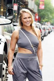 Her overall ufc earning/salary so far is $1,245,000. Ronda Rousey Hot Images Net Worth Fight Pictures
