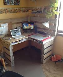 This farmhouse style diy computer desk is built completely out of readily available. The 20 Best Creative Ways To Make Your Computer Desk A Work Of Art Crafty Club Diy Craft Ideas