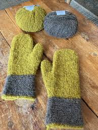 2,511 likes · 4 talking about this · 10 were here. Ravelry Darn Knit Anywhere Mittens Pattern By Carly Stipe