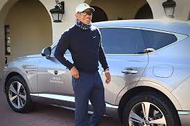 This just proves that phil mickelson is a better driver. Pscuxvwnsj8vzm