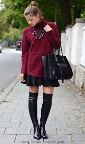 Graue strickjacke mit einer offenen front, schwarzes figurbetontes kleid, schwarze overknee stiefel aus wildleder, schwarze gesteppte leder umhängetasche für damen. Die 130 Besten Ideen Zu Overknee Stiefel Flach In 2021 Overknee Stiefel Flach Overknee Stiefel Stiefel