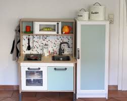 Ikea Kinderkuhlschrank Selber Bauen Passend Zur Kinderkuche Kinderkuhlschrank Ikea Kinderkuche Ikea Spielkuche