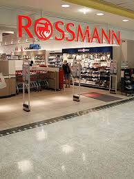 Hallo ich wollte mal fragen ob der rossmann morgen (24.12) offen hat und wenn ja bis wann? Personlicher Bedarf Rossmann Eg Ekt Farmsen Ihr Einkaufstreffpunkt Farmsen