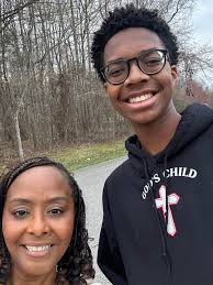 LisaBeth Willis (@lisabethwillis) · Instagram photos and Reels