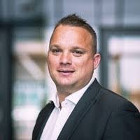 Darren Booker's Instagram, Twitter & Facebook