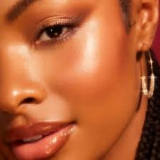 Amazon.com: e.l.f. Perfect 10 個眼影調色盤,十種超色素微光和啞光玫瑰金色調,可混合配方,無動物實驗,玫瑰金日落:  美容與個人護理