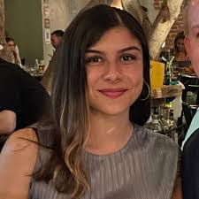 Jasmine Batista's Instagram, Twitter & Facebook