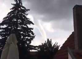Maybe you would like to learn more about one of these? Tornado Verwustet Hauser In Deutschland Watson
