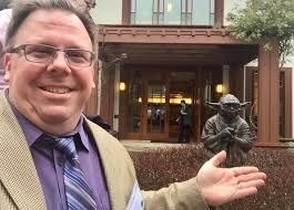 A photo with Angus MacInnes (Gold Leader, Jon'Dutch'Vander) A really nice  guy full of onset stories from all his many films