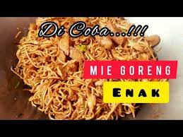 2 siung bawang putih, cincang halus. Mie Goreng Resep Mie Goreng Yang Enak Dengan Bahan Seadanya Youtube