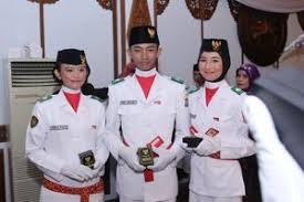 Pembayaran mudah, pengiriman cepat & bisa cicil 0%. Kenali 3 Jenis Kain Drill Yang Paling Sering Digunakan Untuk Seragam Paskibraka
