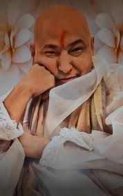 TUESDAY BLESSINGS ---------------------------------- Have you ever come  across such situation where u feel that nobody live upto your  expectations..every person is difficult to deal with🙄 Here we need to  learn few things.Every