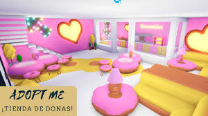 Últimamente, en muchas revistas y tiendas de decoración, puedes ver cestas de tela de muchos tamaños y formas utilizadas para decorar cada rincón de la casa de una manera muy especial y. Tienda De Donas Como Decorar La Casa Adopt Me Roblox Youtube