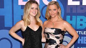 Maybe you would like to learn more about one of these? Reese Witherspoon Und Ihre Tochter Ava Sehen Sich Verbluffend Ahnlich