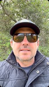 Julianne and I enjoyed @samekindmovie tonight with Chris Dowling and  Danique Fraser Dowling. It was beautiful. Paramount Pictures and Darren  Moorman produced starring Renee Zellweger, Greg Kinnear, Djimon Hounsou,  and Jon Voight.