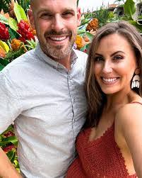 Shannon Kesler's Instagram, Twitter & Facebook