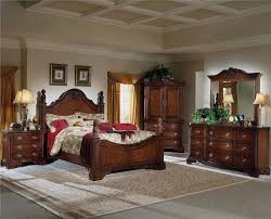 Master Bedroom Decorating Ideas In Traditional Furniture Style Picture Traditional Bedroom Furniture Master Bedroom Furniture Bedroom Design