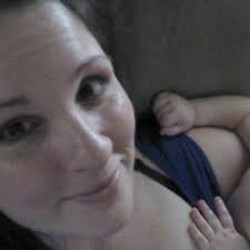 Michelle Voyles (@dawgschick02)