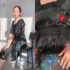 These are traditional mexican dresses commonly used at fiestas like 5 de mayo that feature embroidered flower designs. Black Mexican Dress With Red Roses Off 73 Medpharmres Com