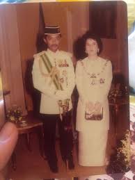 Baginda menzahirkan ucapan tahniah kepada si cilik itu atas kejayaan beliau memenangi tempat. Selamat Pengantin Baru Tuanku Ydpa Tuanku Permaisuri Agong Malaysia Sayidahnapisahdotcom