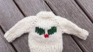 As you may know, i am ashamedly not a knitter, but winter is definitely the time to get your wool out (and on!) so i've roped the amazing julie over at the knitted jumper to show us some of the best free christmas knitting patterns out there! 11 Festive Free Knitted Christmas Ornaments