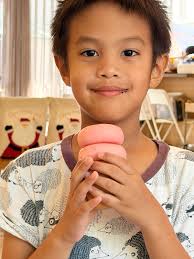 A Christmas gift that smells good, feels good and sparks creativity! 🎁  Your personalized Holiday in a Box Playdough Set is ready to spread joy. ✨