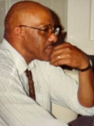 Ramona Smedley's Instagram, Twitter & Facebook