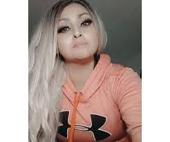 Yvonne Maes's Instagram, Twitter & Facebook