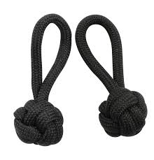 Do this on both sides, leaving string available to tie on both ends. Zipper Pull Monkey Fist Zipper Pull Bison Designs
